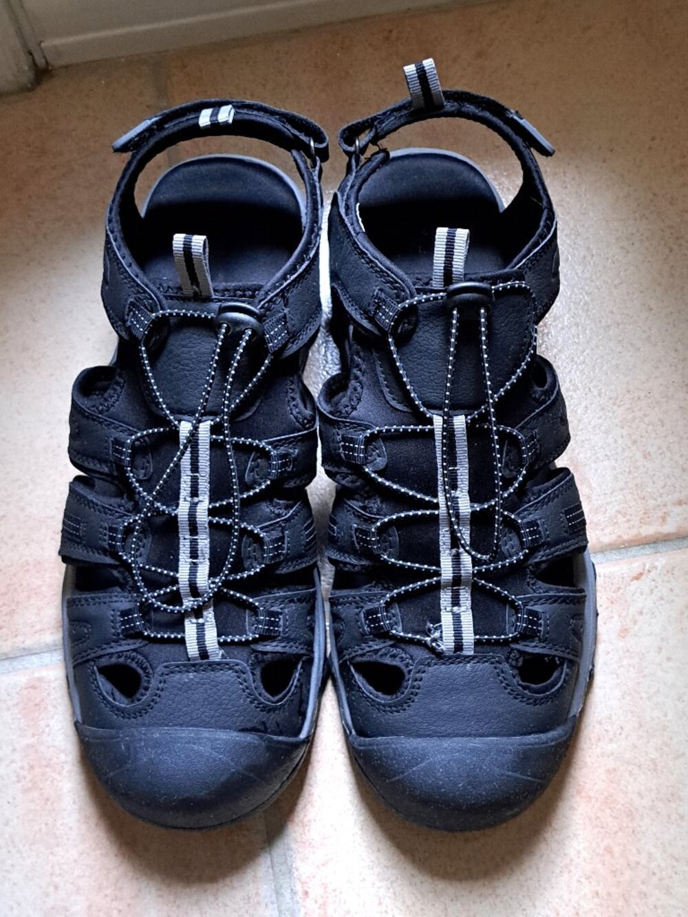 Men's Athletic Sandals Hiking Walking Sports Black Shoes Size 12
